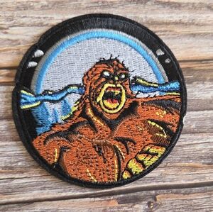 King Kong Gorilla Monkey Monster Movie Retro 80s Style Iron on Patch